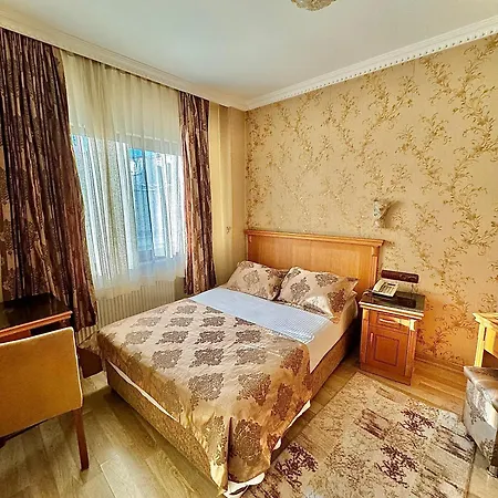 The Papirus Hotel